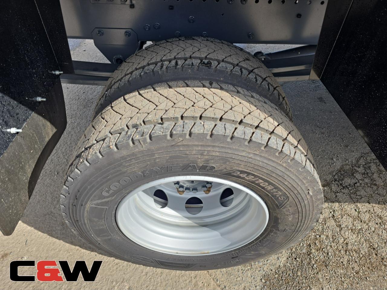 Vehicle image 30